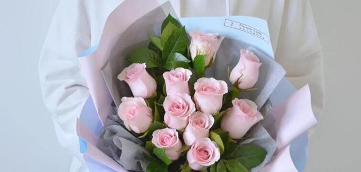 以送女孩子粉玫瑰代表什么意思（解读女性之美与浪漫的象征）