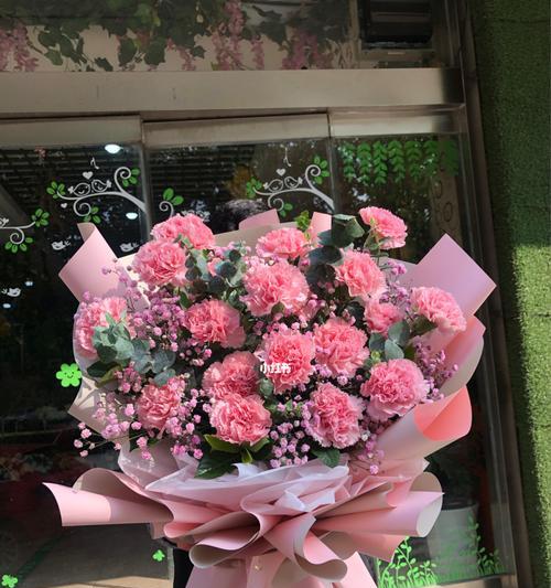 粉色康乃馨的美丽寓意（探索康乃馨花语的深层含义）