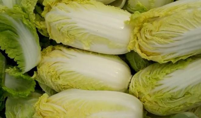 白菜可以生吃吗？生吃白菜的正确方法和注意事项是什么？