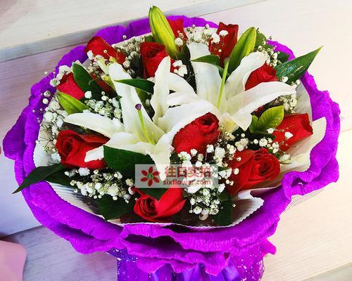 粉紫色配什么色做玫瑰花