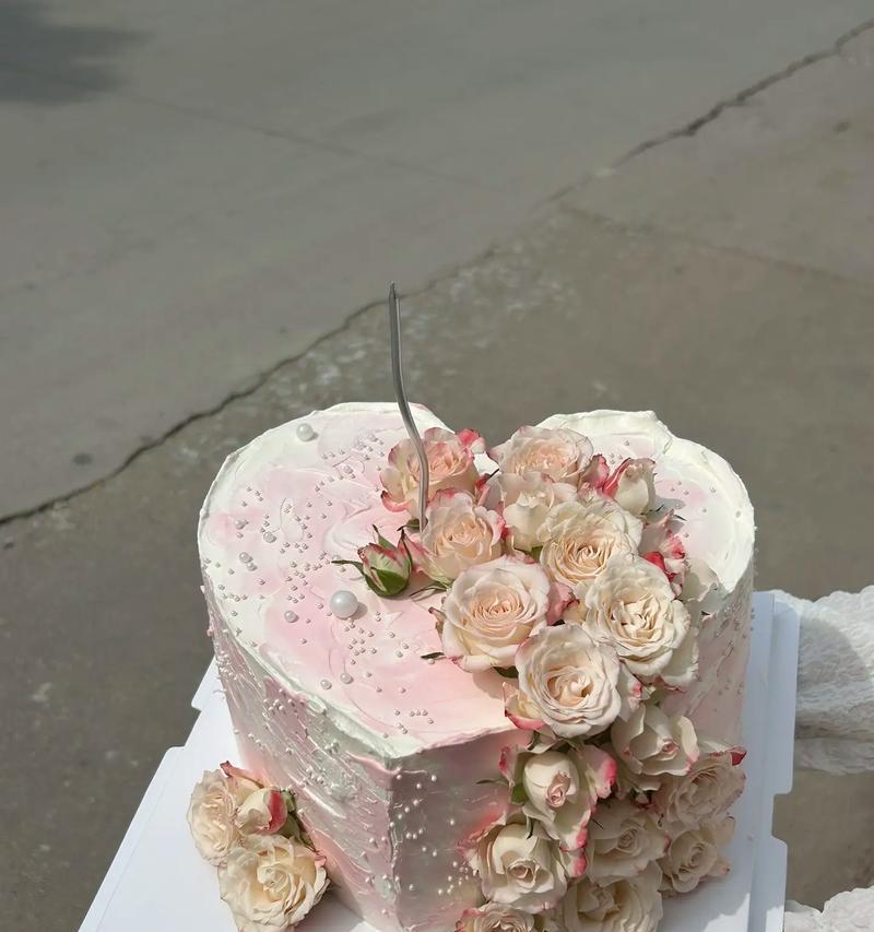 19支红梅心形花语是什么？红梅心形花束的寓意是什么？