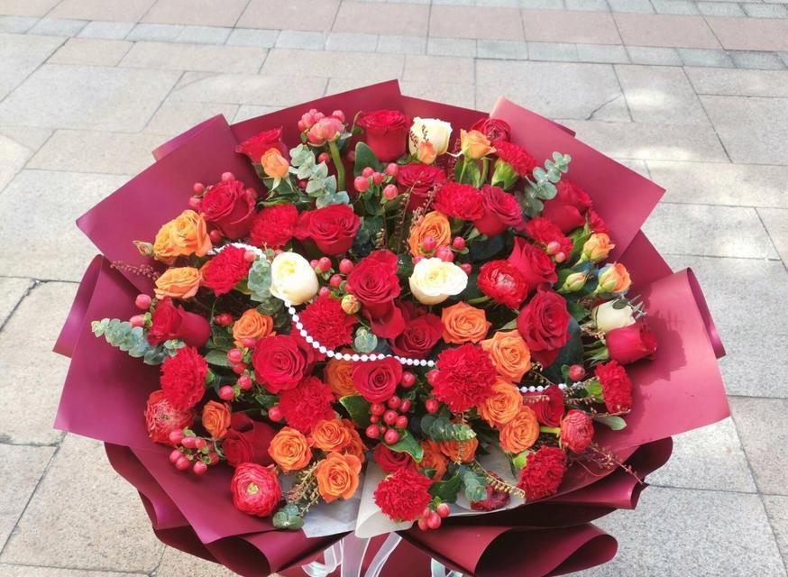 红玫瑰花代表的真正含义是什么？红玫瑰花的含义有哪些？