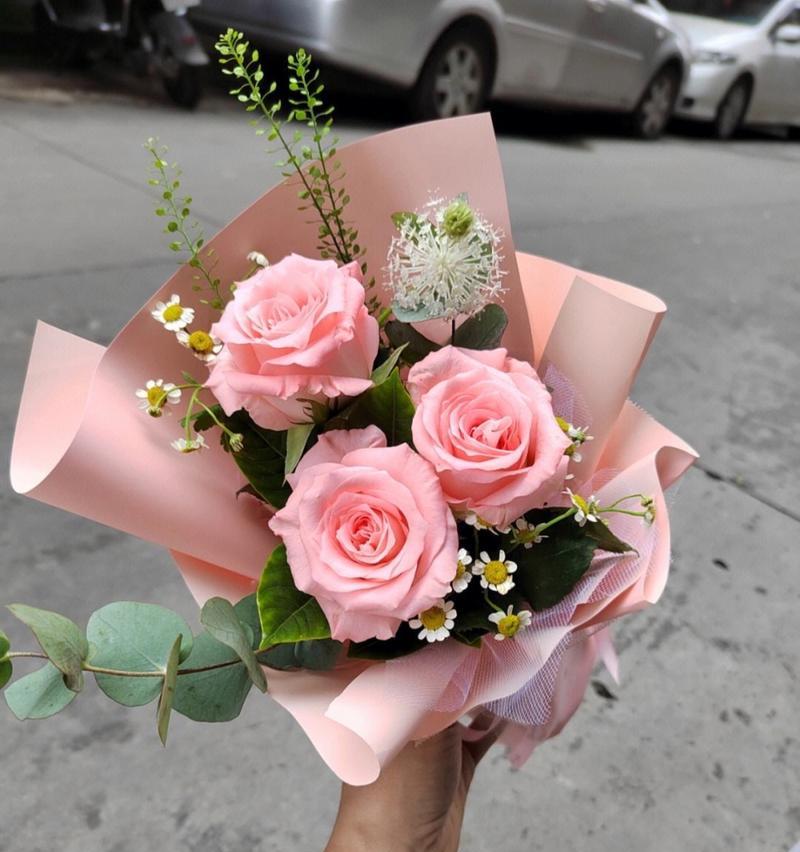 14朵黄色玫瑰传递什么情感？花语含义是什么？