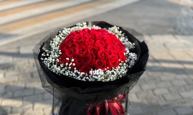33朵玫瑰代表了怎样的情感？