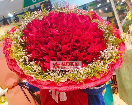 一百朵玫瑰花传递了怎样的爱意？