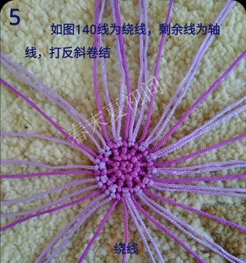 仲夏花语香包是什么材料制成的？它有什么特别的花语含义？