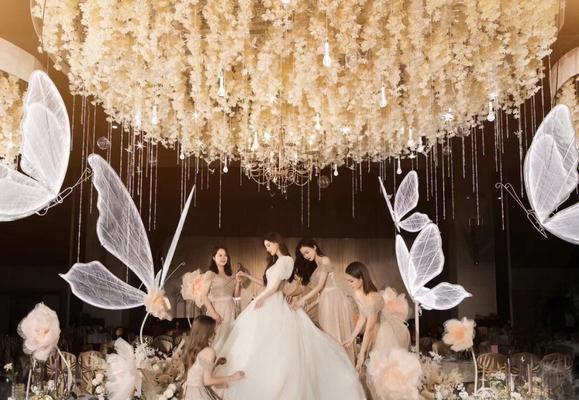 白蜡花语代表什么？在婚礼中如何应用？