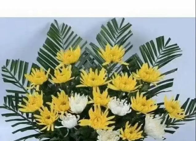 祭祖时通常使用哪些花？