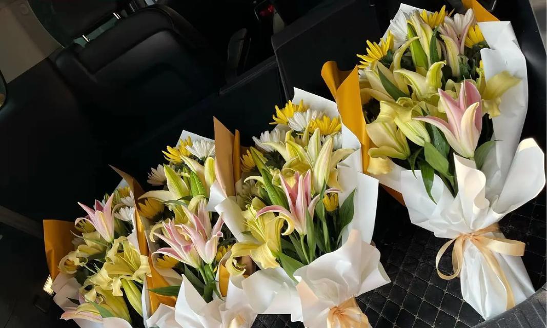 祭祖时通常使用哪些花？