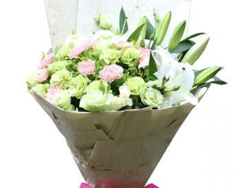 送白色花代表什么含义？白色花的象征意义是什么？