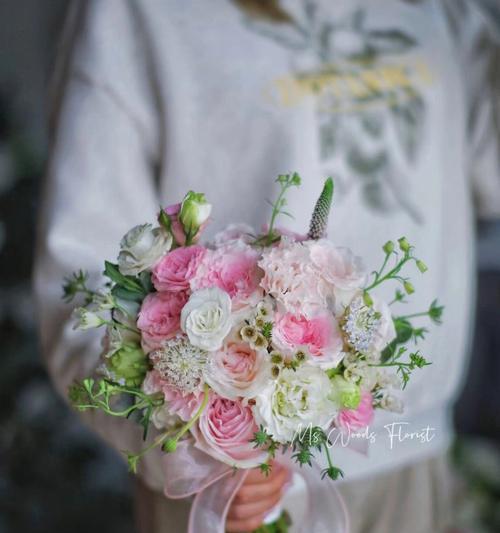 麦小登结婚手捧花的意义是什么？结婚时手捧花代表什么？
