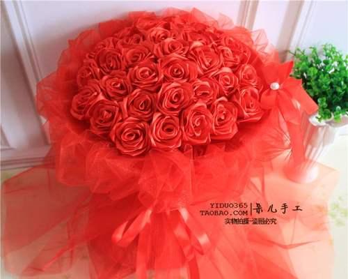宝蓝色玫瑰花的寓意是什么？宝蓝色玫瑰代表什么意义？
