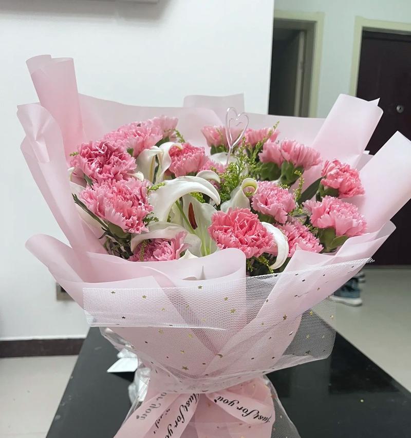 母亲节送花寓意有哪些？送什么花最能表达母亲节的祝福？