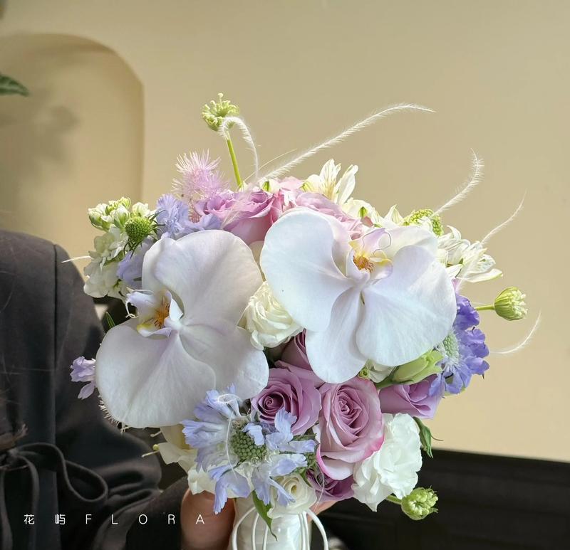 有寓意的订婚手捧花是什么？如何选择寓意美好的订婚花卉？