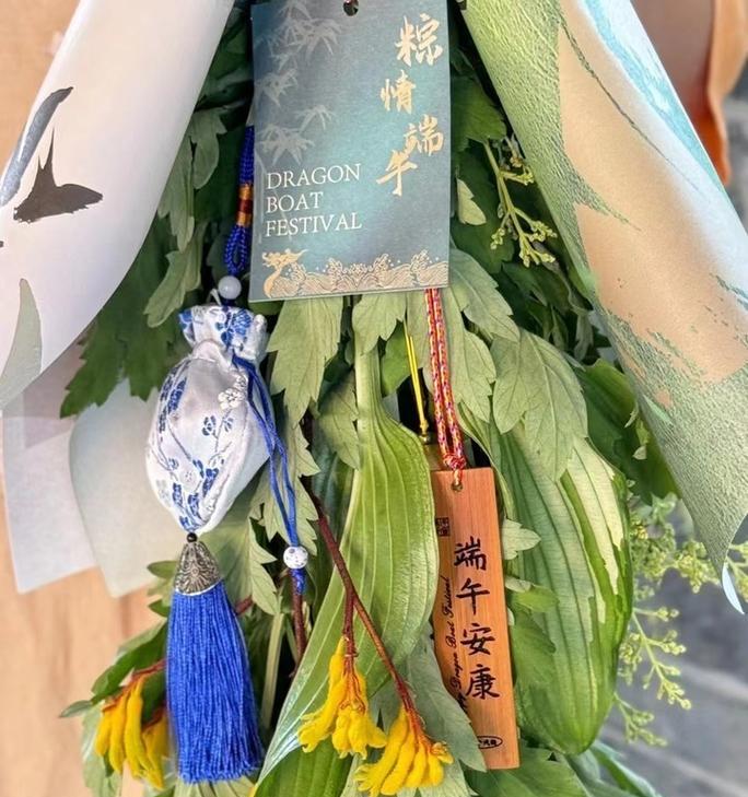 花束花语在节日中代表什么？