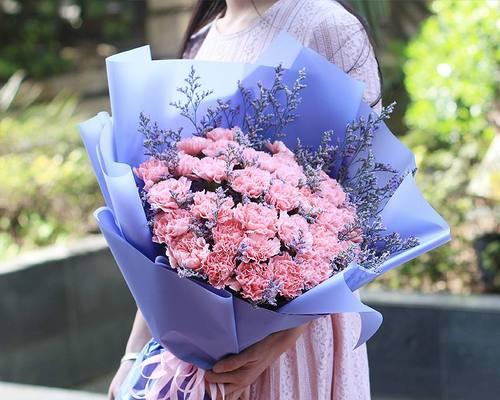 象征高升的花束包含哪些花？这些花各自代表什么意义？