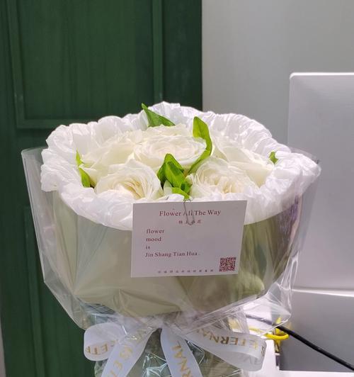 老人送茉莉花有何深意？