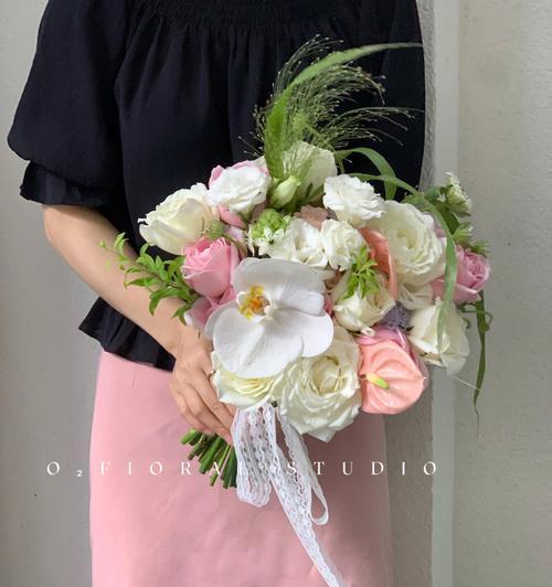粉色手捧花代表了什么含义？