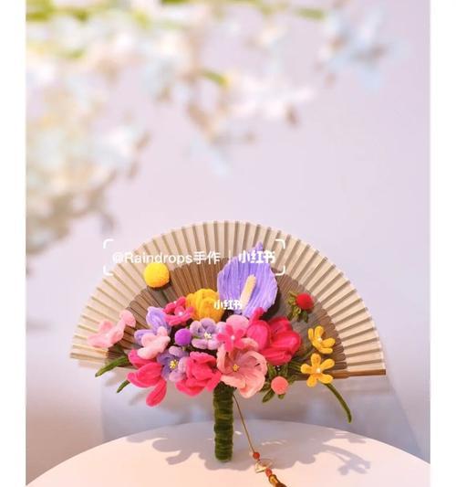 扭扭棒荷花手捧花代表什么？手捧花中荷花的寓意是什么？