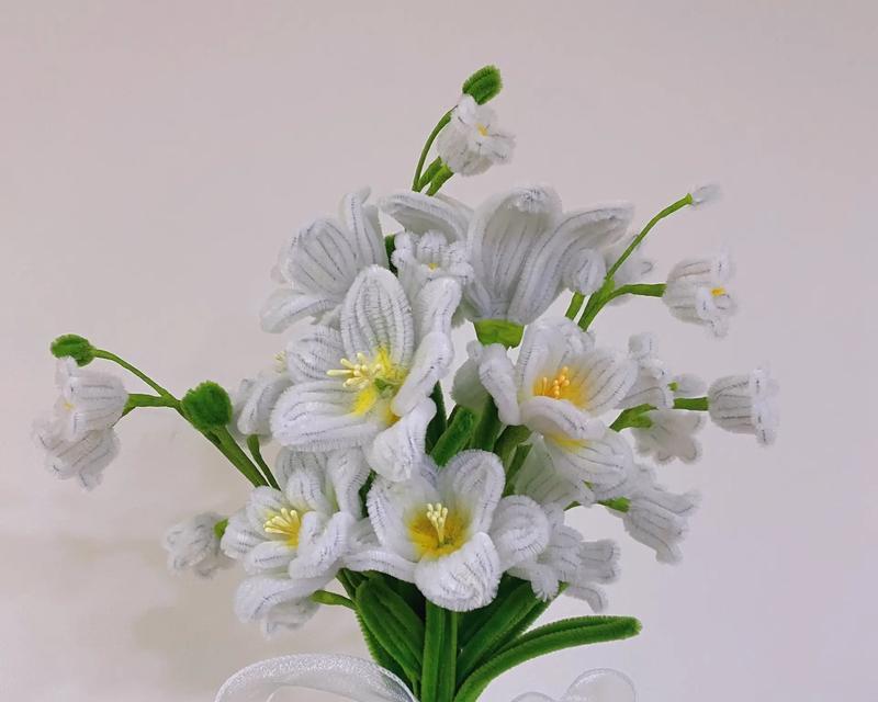 扭扭棒荷花手捧花代表什么？手捧花中荷花的寓意是什么？