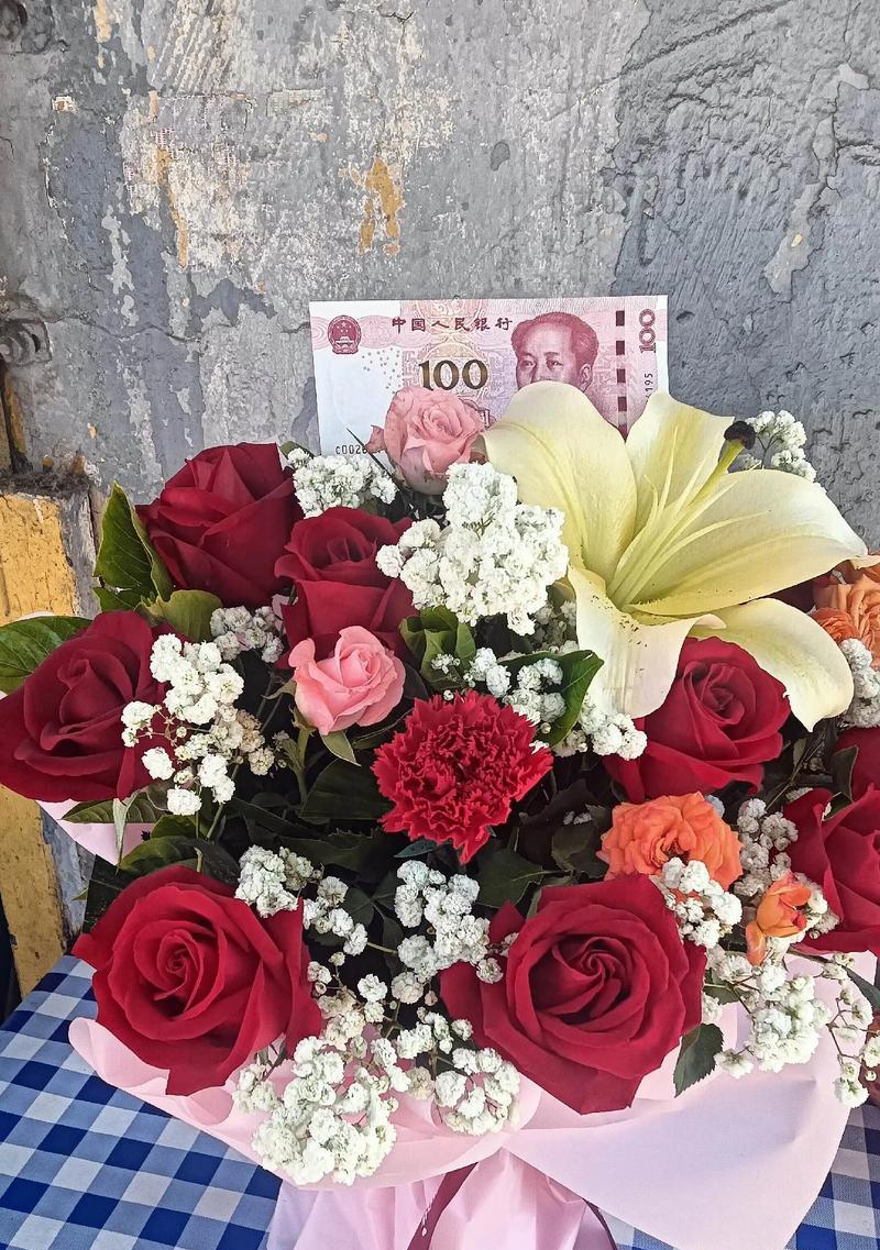 母亲节送金箔花有何寓意？金箔花在母亲节的意义是什么？
